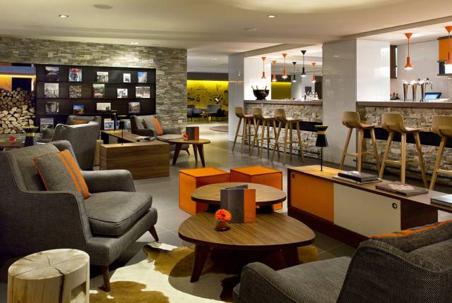 Zona comum e bar