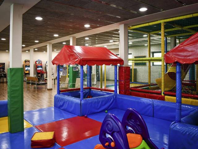Kids Club
