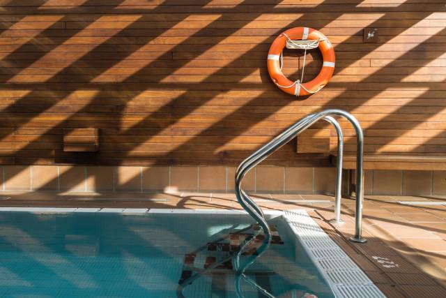 Piscina interior