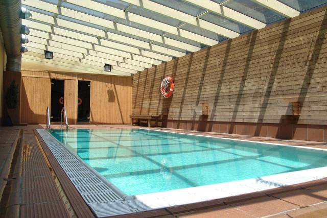 Piscina interior