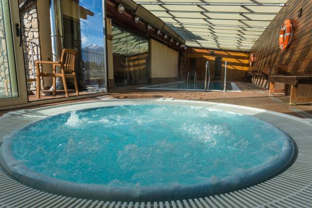 Jacuzzi