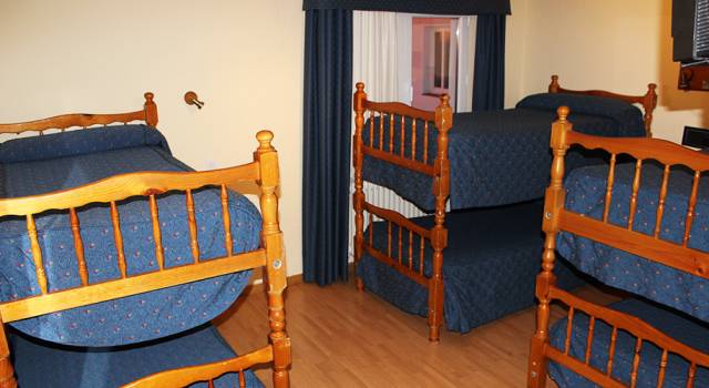 Quarto Sextuplo 