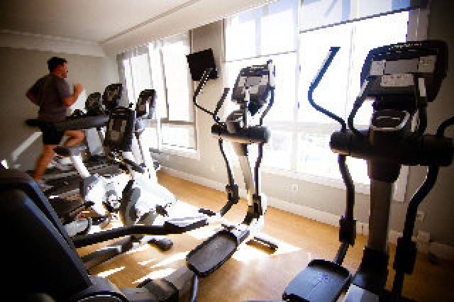 Desportos y Entretenimento