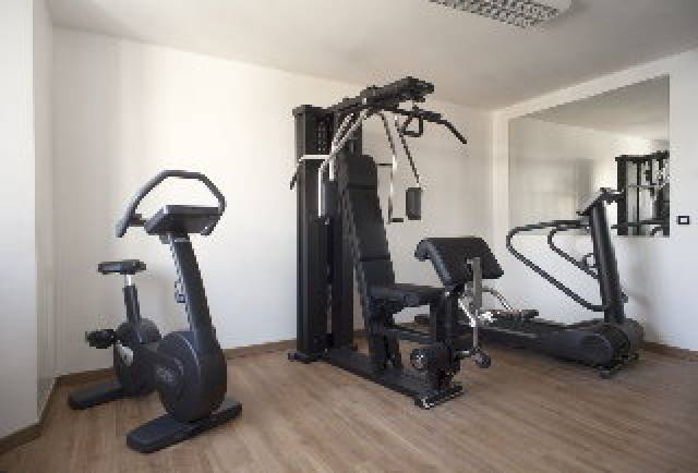 Desportos y Entretenimento