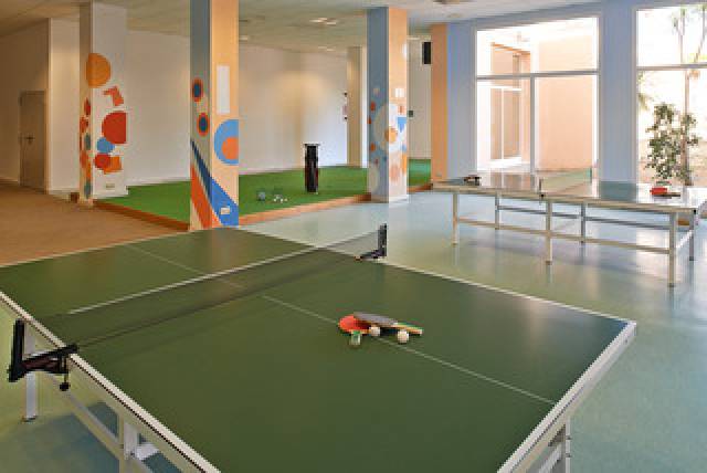 Desportos y Entretenimento