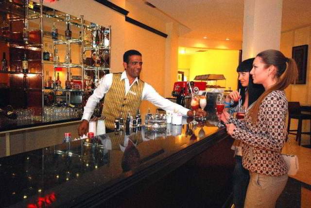 Bar