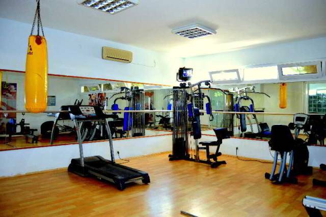 Desportos y Entretenimento