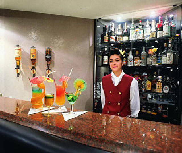 Bar