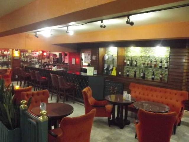 Bar