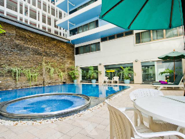 Piscina