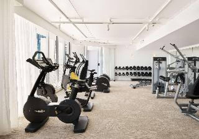 Desportos y Entretenimento