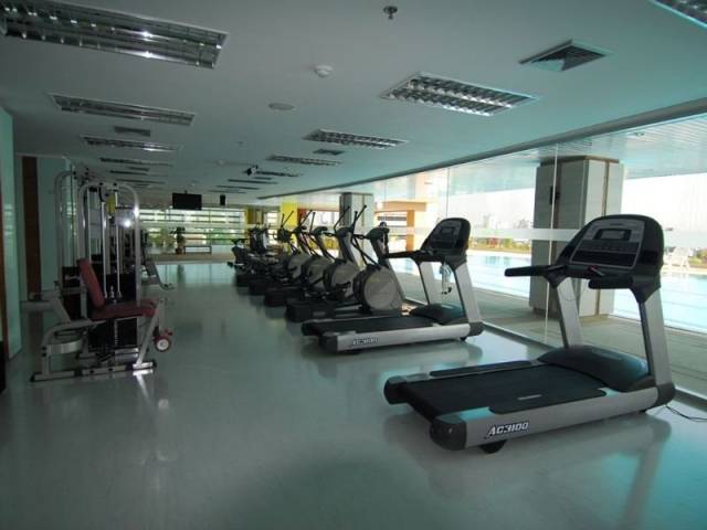 Desportos y Entretenimento