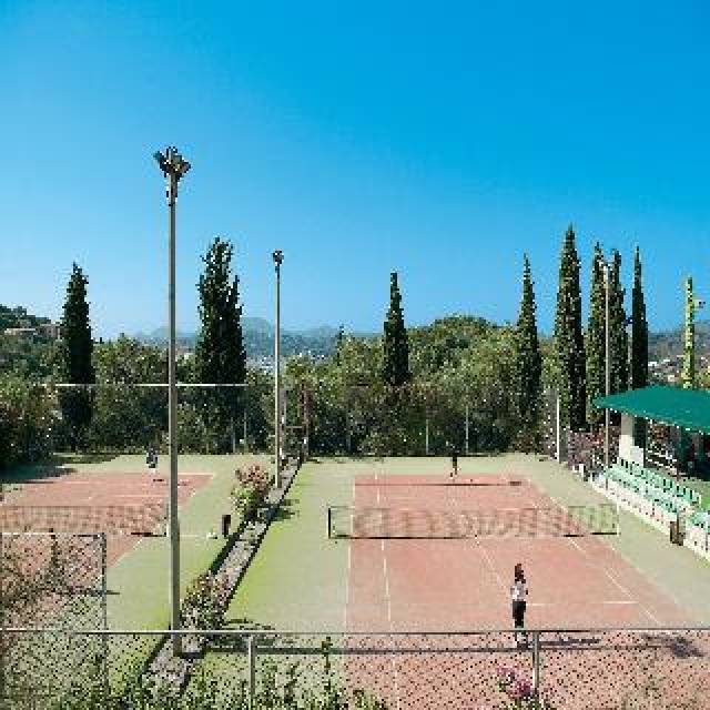 Desportos y Entretenimento