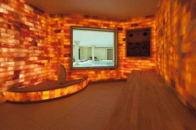 Desportos y Entretenimento