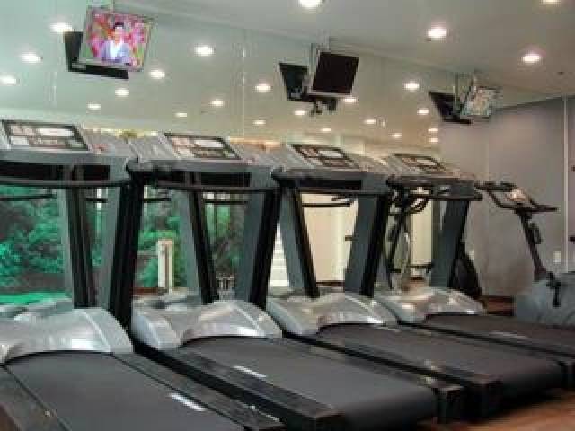 Desportos y Entretenimento