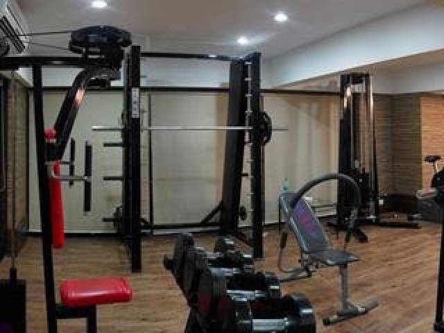 Desportos y Entretenimento