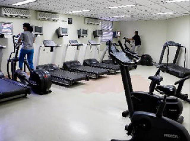 Desportos y Entretenimento
