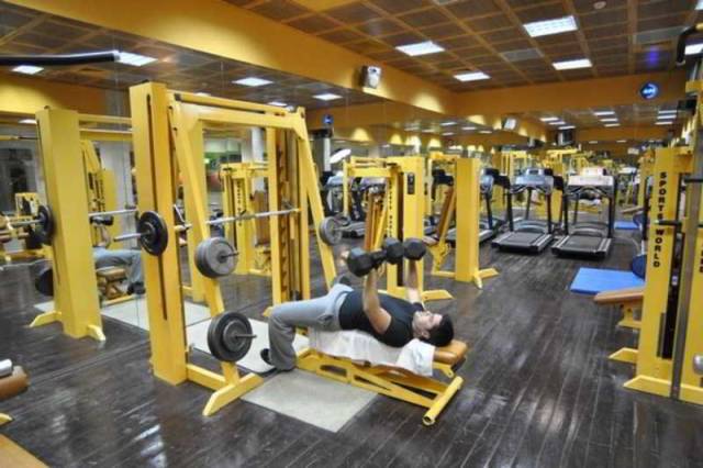 Desportos y Entretenimento