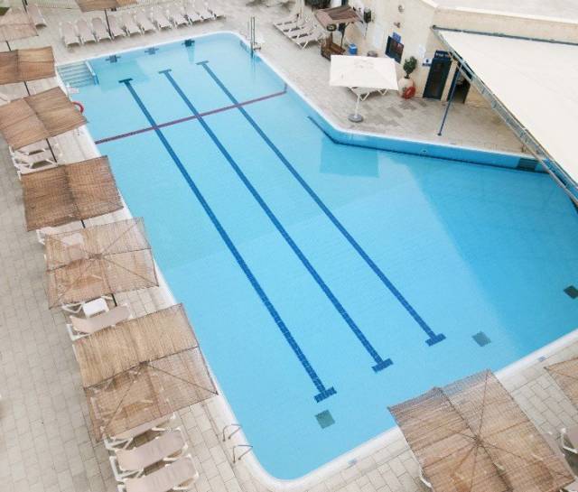 Piscina