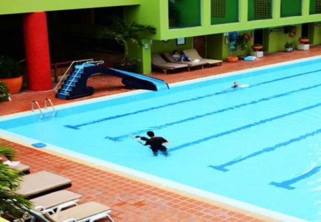Piscina