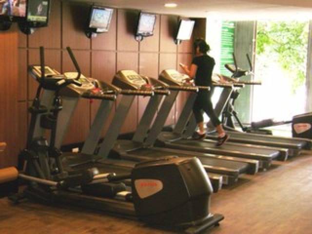 Desportos y Entretenimento