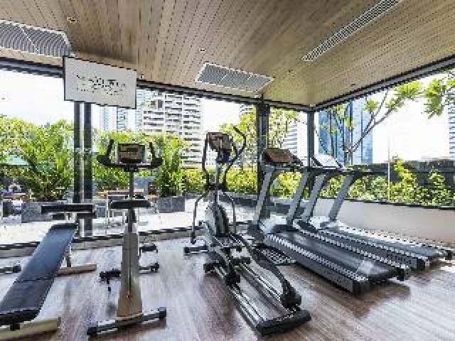 Desportos y Entretenimento