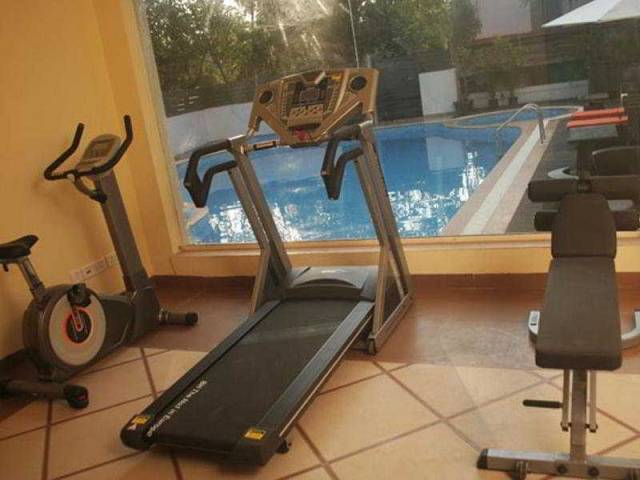 Desportos y Entretenimento
