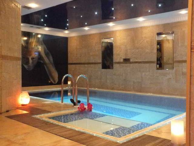 Piscina