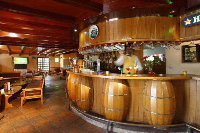 Bar