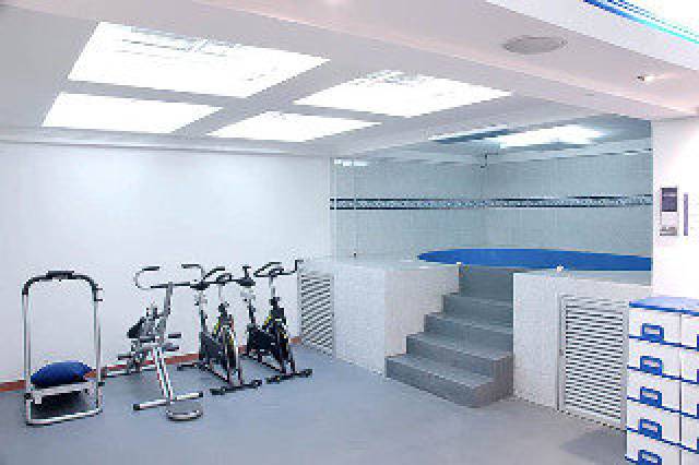 Desportos y Entretenimento