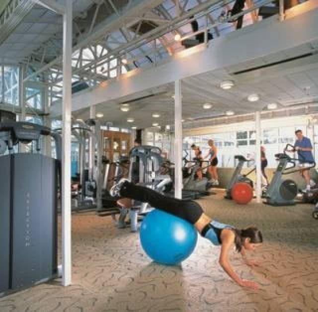 Desportos y Entretenimento