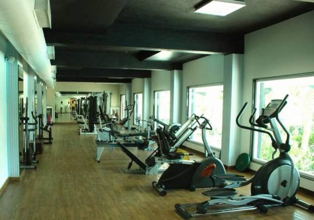 Desportos y Entretenimento