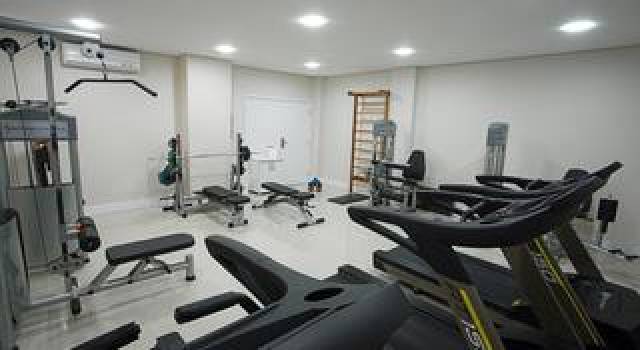 Desportos y Entretenimento