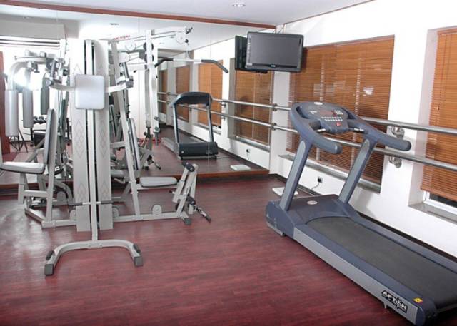 Desportos y Entretenimento