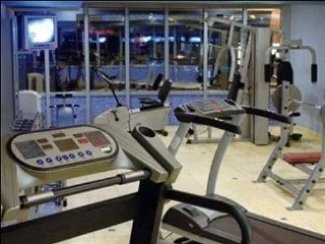 Desportos y Entretenimento