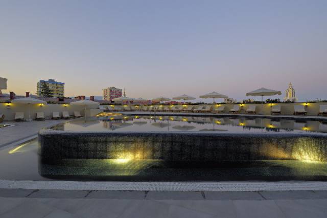 Piscina
