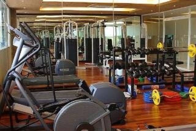 Desportos y Entretenimento