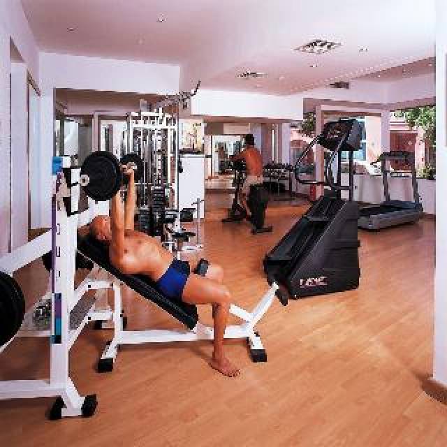 Desportos y Entretenimento