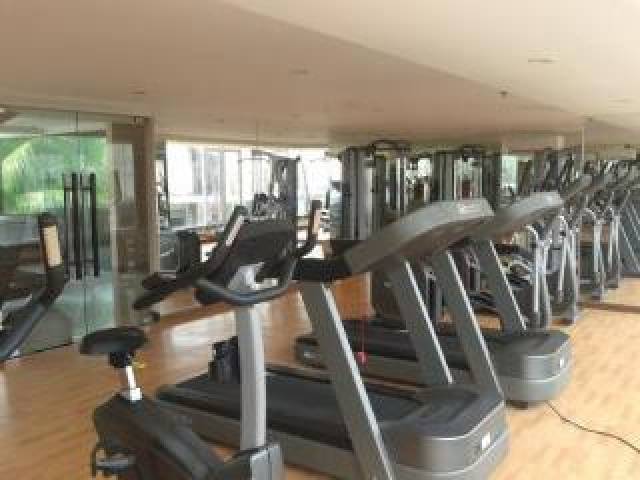 Desportos y Entretenimento