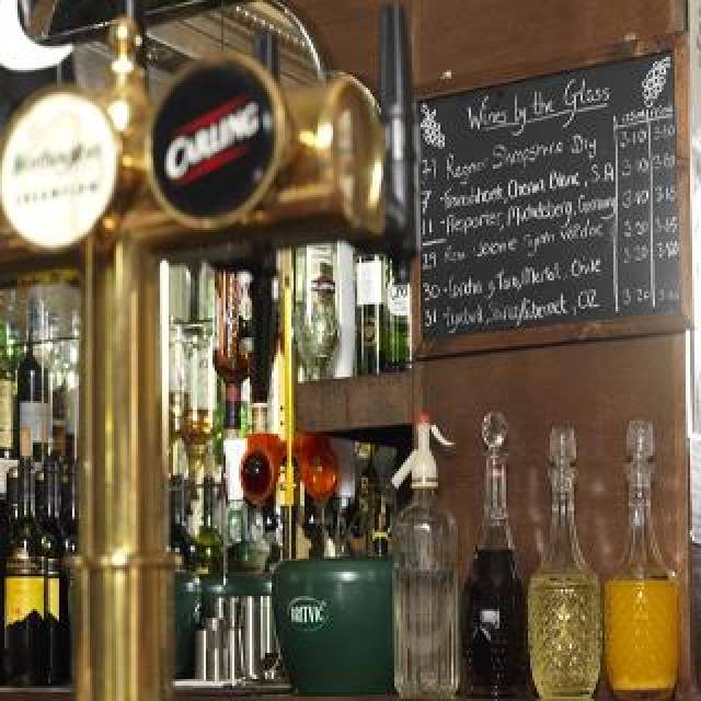 Bar
