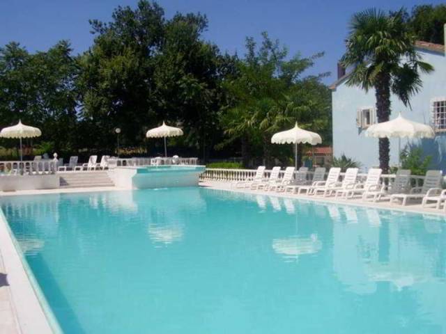 Piscina