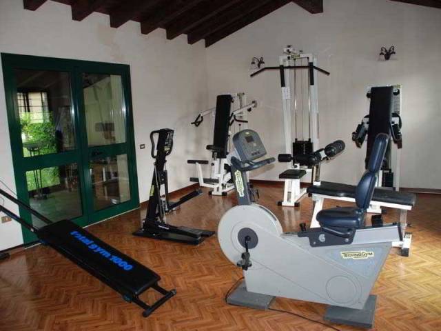 Desportos y Entretenimento