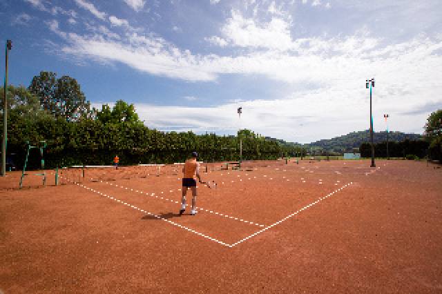 Desportos y Entretenimento