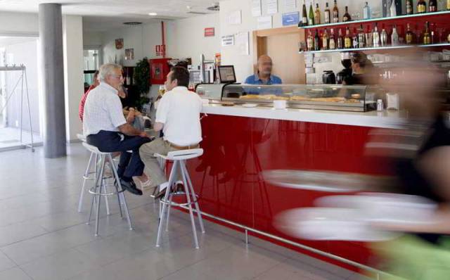 Bar