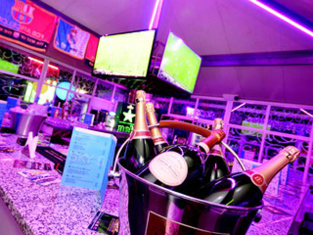 Bar