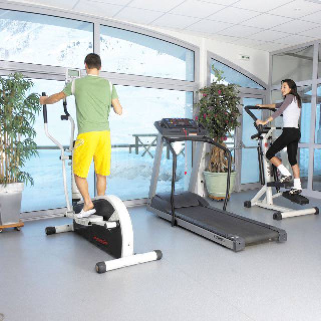 Desportos y Entretenimento
