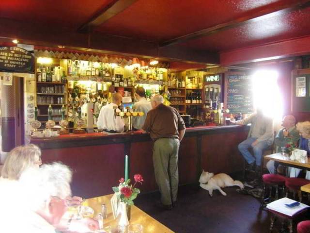 Bar