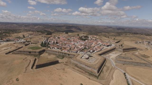 Desportos y Entretenimento