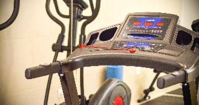 Desportos y Entretenimento