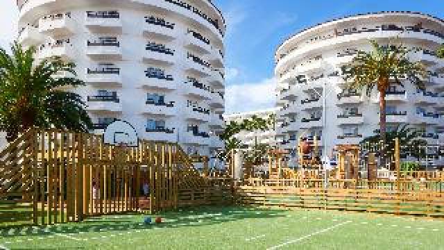 Desportos y Entretenimento